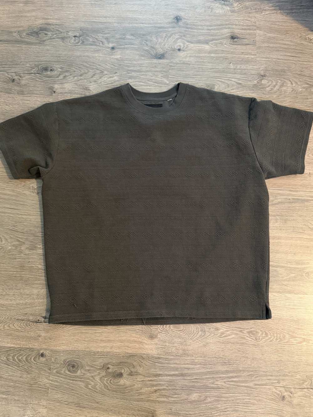 Men's black/dark gray Short-Sleeve Textured Sweater short sleeve